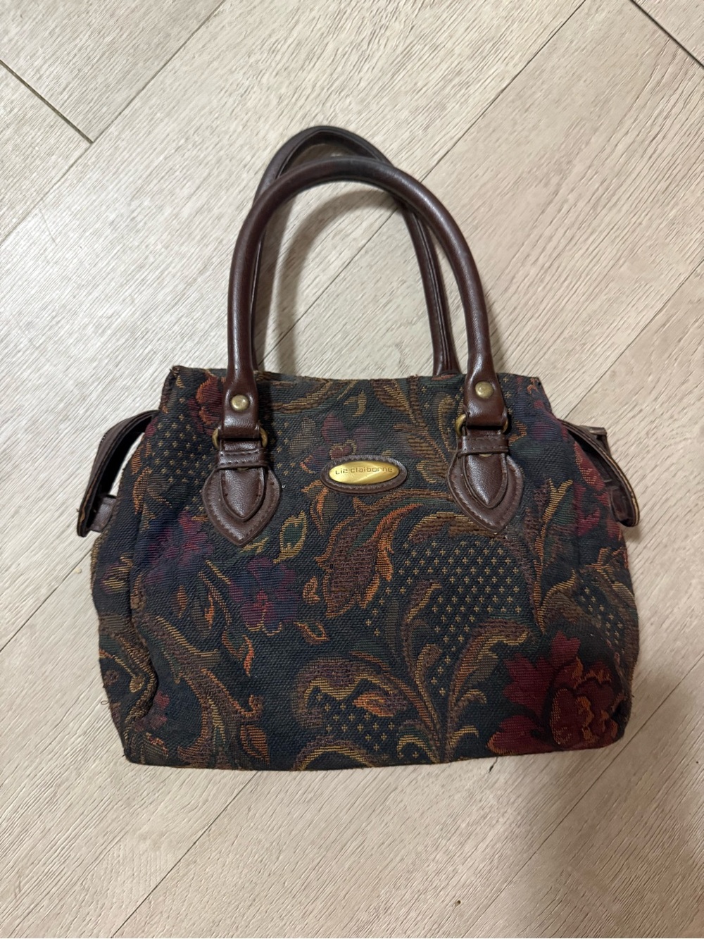Liz claiborne purse